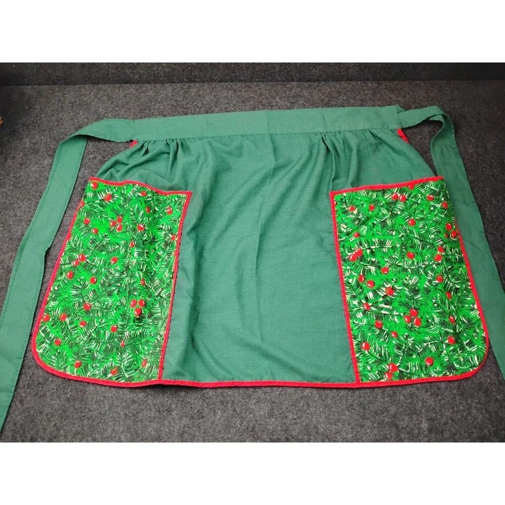 Vintage Handmade Green Christmas Holly Berry Half Apron With Big Pockets